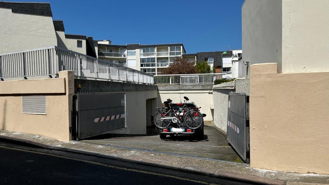 Le Maritime, Front De Mer Et Parking Sous-Terrain 페캉 외부 사진